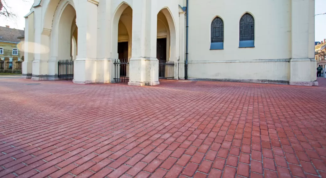 Leier PIAZZA térkő