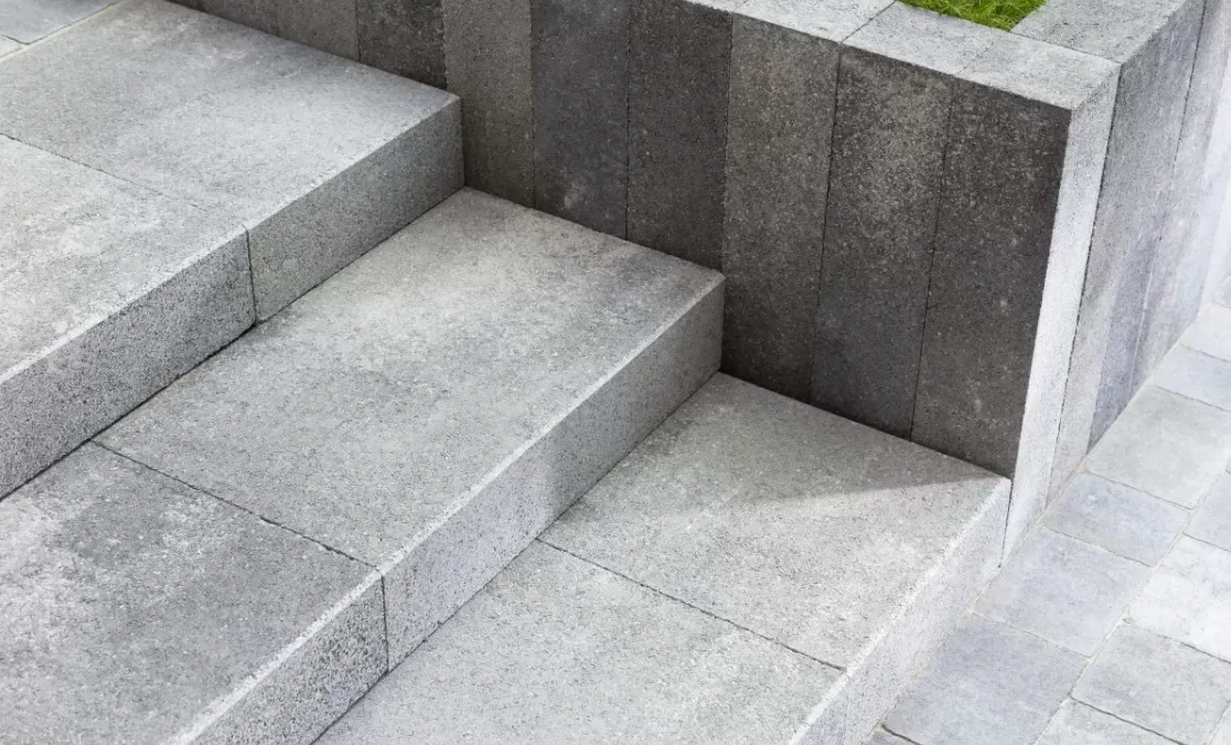 Leier CASTRUM LÉPCSŐBLOKK